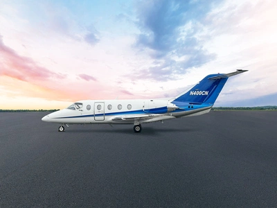 similar aircraft image