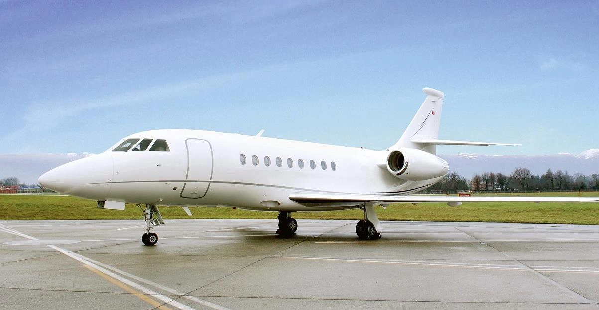 Falcon 2000DX by Dassault Aviation