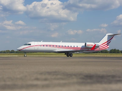 similar aircraft image