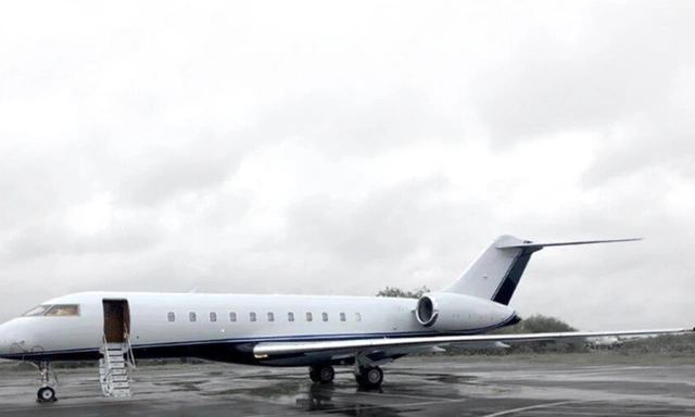 aircraft image