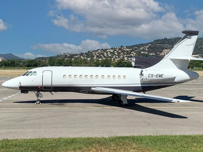 similar aircraft image
