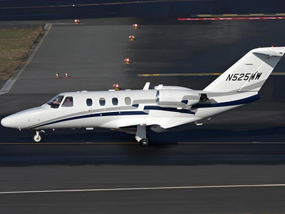 similar aircraft image