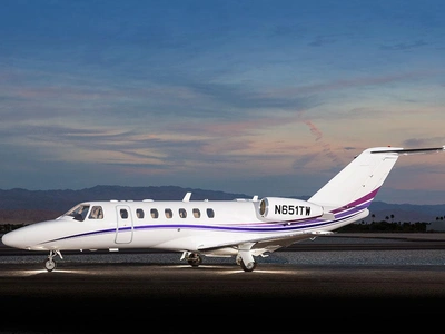 similar aircraft image
