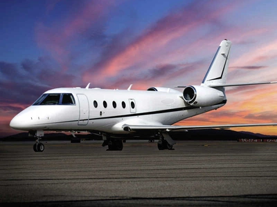 similar aircraft image
